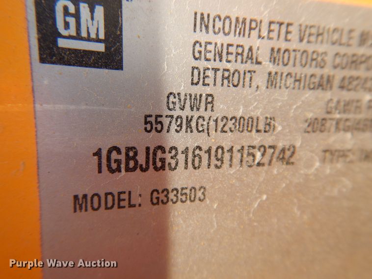 image for item JZ9989 2009 Chevrolet Express 3500  school bus