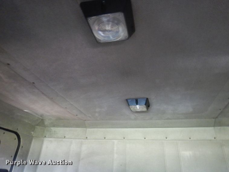 image for item JZ9994 1989 Freightliner FLD120  flatbed truck