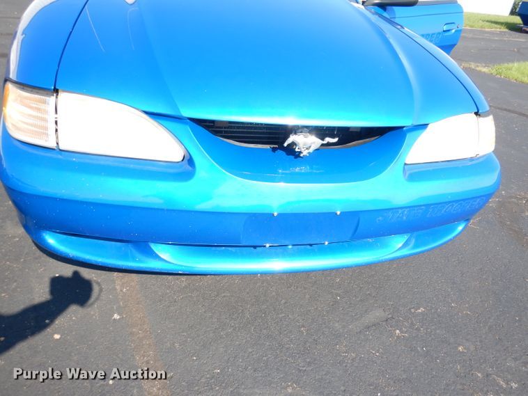 image for item DG0676 1998 Ford Mustang GT