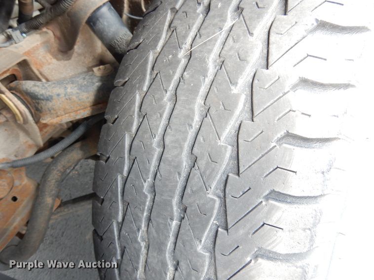 image for item DG0680 2011 Chevrolet Suburban 2500  SUV