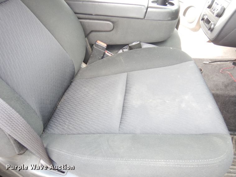 image for item DG0680 2011 Chevrolet Suburban 2500  SUV