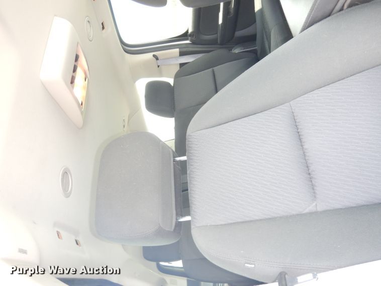 image for item DG0680 2011 Chevrolet Suburban 2500  SUV