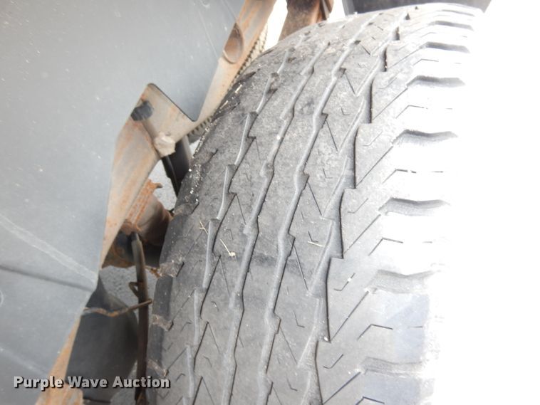 image for item DG0680 2011 Chevrolet Suburban 2500  SUV