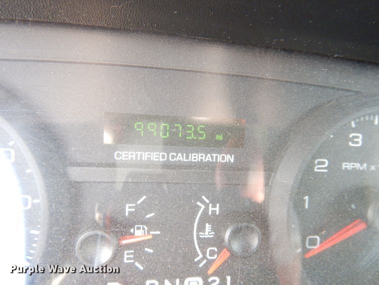 image for item DG0682 2006 Ford Crown Victoria Police Interceptor