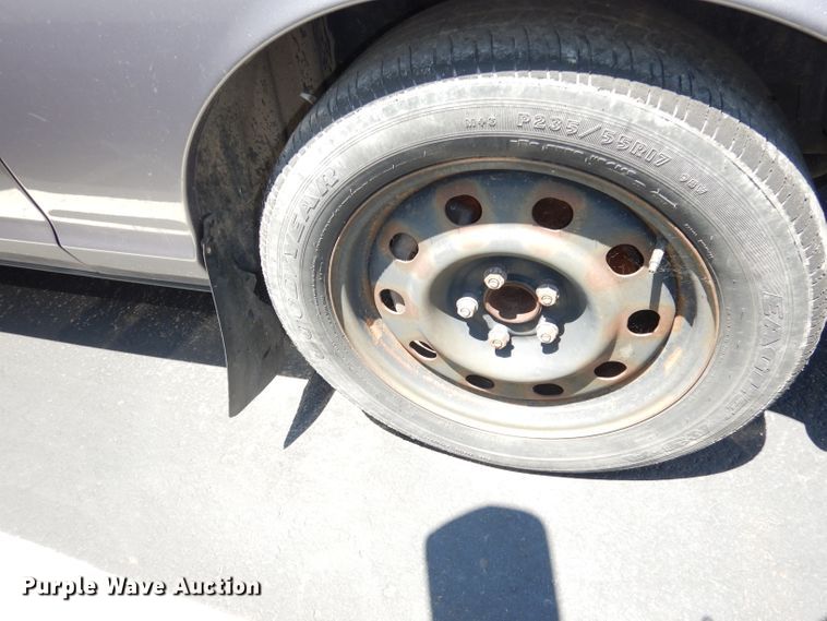 image for item DG0682 2006 Ford Crown Victoria Police Interceptor