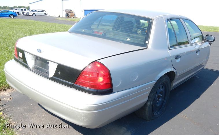 image for item DG0688 2007 Ford Crown Victoria Police Interceptor