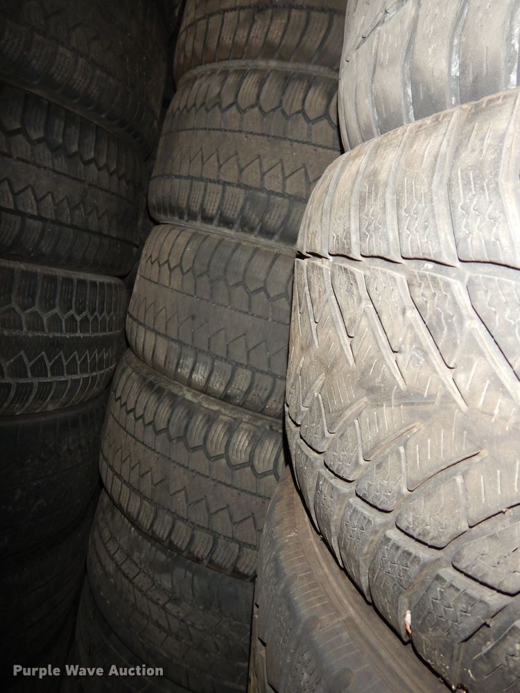 image for item IW9850 Approximately 80 tires