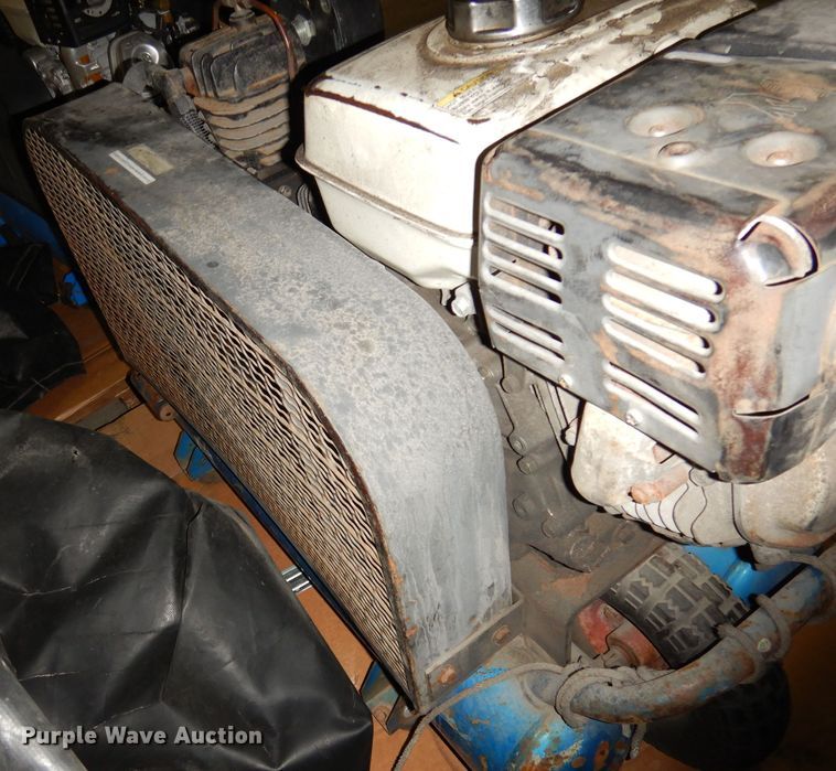 image for item IW9851 Puma  air compressor