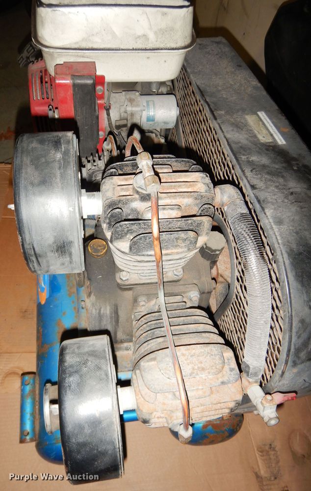 image for item IW9851 Puma  air compressor