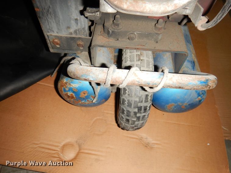 image for item IW9851 Puma  air compressor