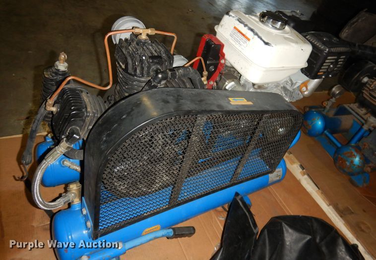 image for item IW9852 Puma  air compressor