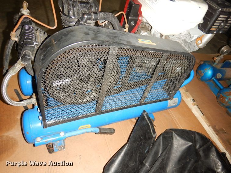 image for item IW9852 Puma  air compressor