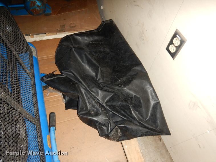 image for item IW9852 Puma  air compressor