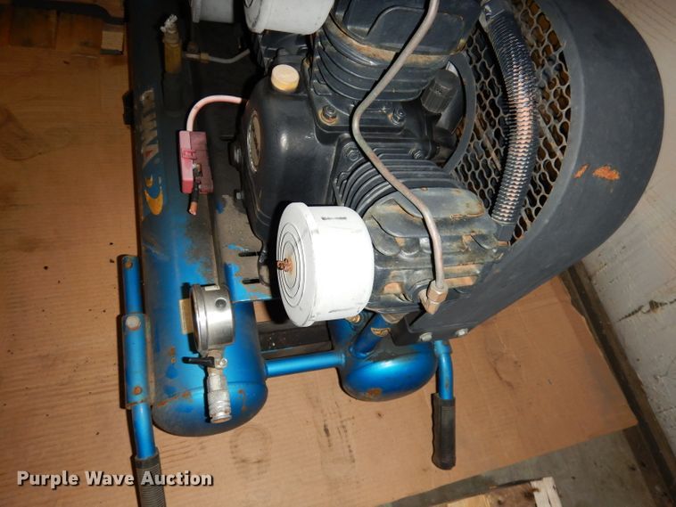 image for item IW9854 Puma  air compressor