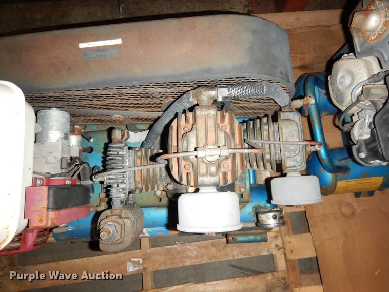 image for item IW9856 Puma  air compressor