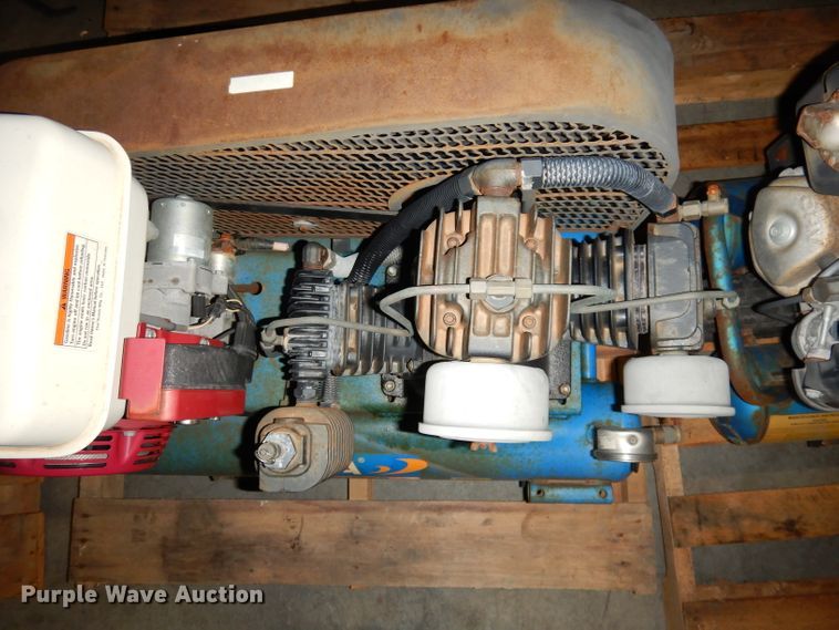 image for item IW9858 Puma  air compressor