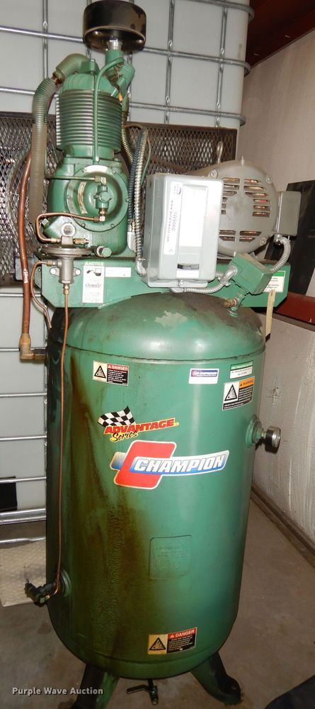 image for item IW9860 Champion  air compressor