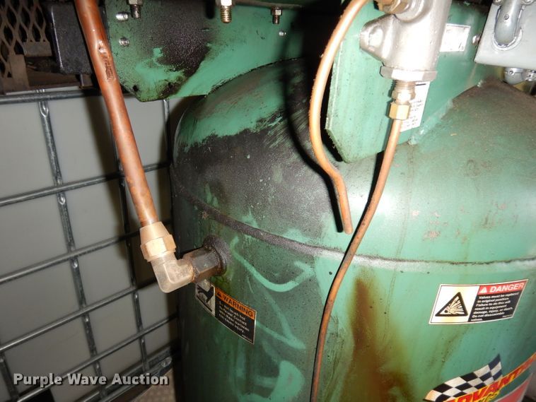 image for item IW9860 Champion  air compressor