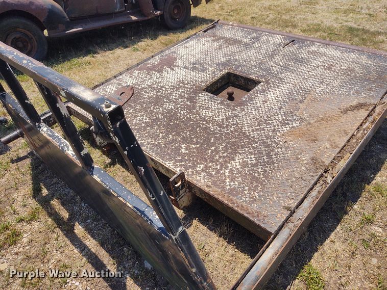 image for item BY9339 Flatbed