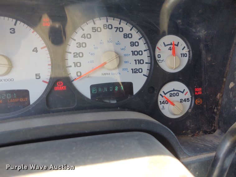 image for item BY9342 2005 Dodge Ram 3500  Quad Cab flatbed pickup truck