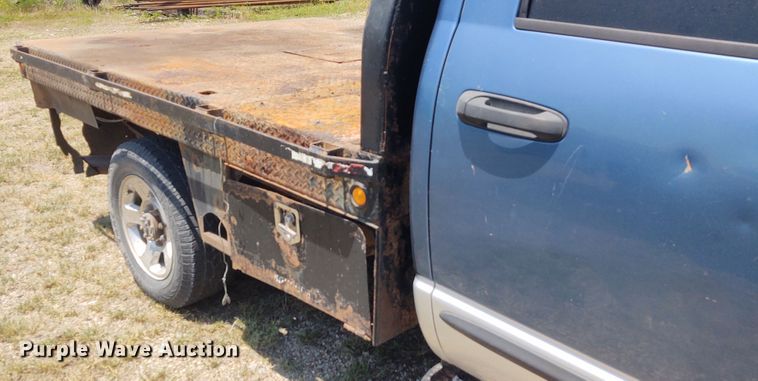 image for item BY9342 2005 Dodge Ram 3500  Quad Cab flatbed pickup truck