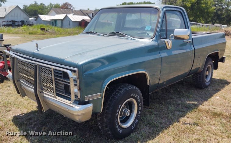 image for item BY9345 1984 Chevrolet K10  pickup truck