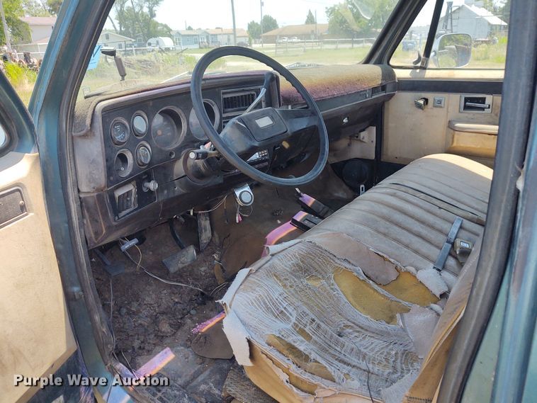 image for item BY9345 1984 Chevrolet K10  pickup truck