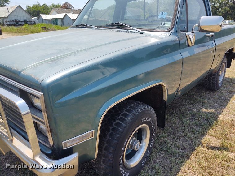 image for item BY9345 1984 Chevrolet K10  pickup truck