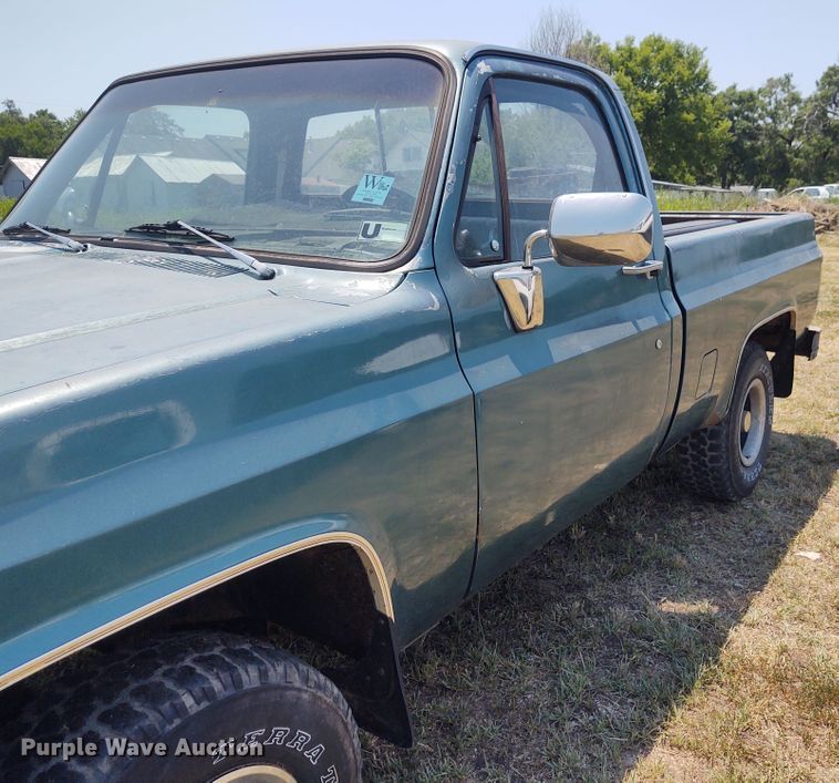 image for item BY9345 1984 Chevrolet K10  pickup truck