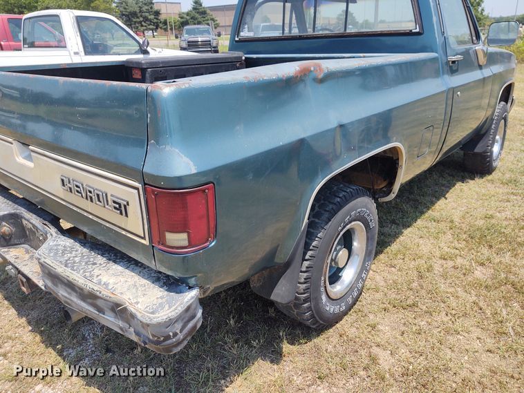 image for item BY9345 1984 Chevrolet K10  pickup truck