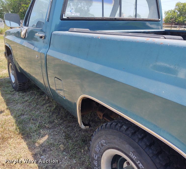 image for item BY9345 1984 Chevrolet K10  pickup truck