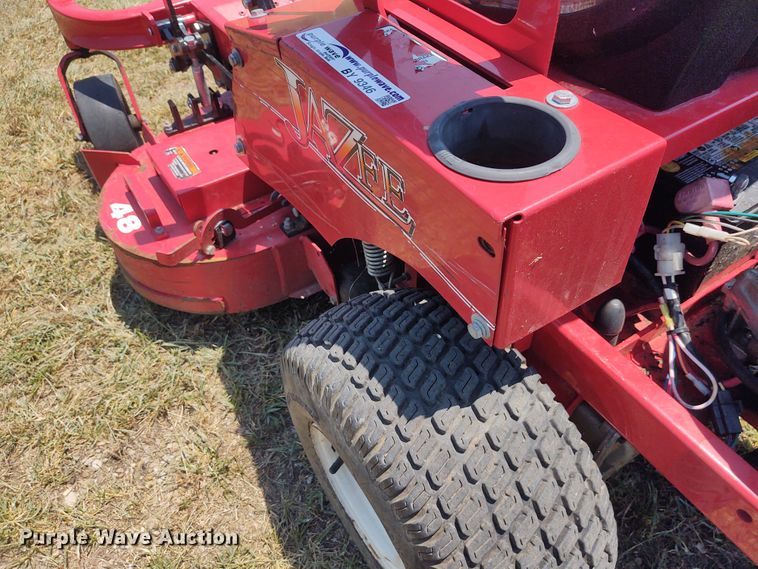 image for item BY9346 Country Clipper Jazee  ZTR lawn mower