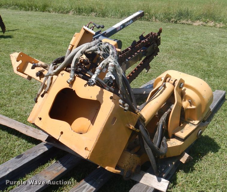 image for item DA5323 1996 Case 560  trencher