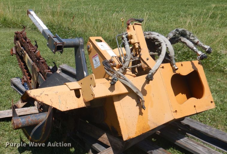 image for item DA5323 1996 Case 560  trencher