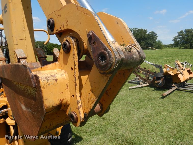 image for item DA5323 1996 Case 560  trencher