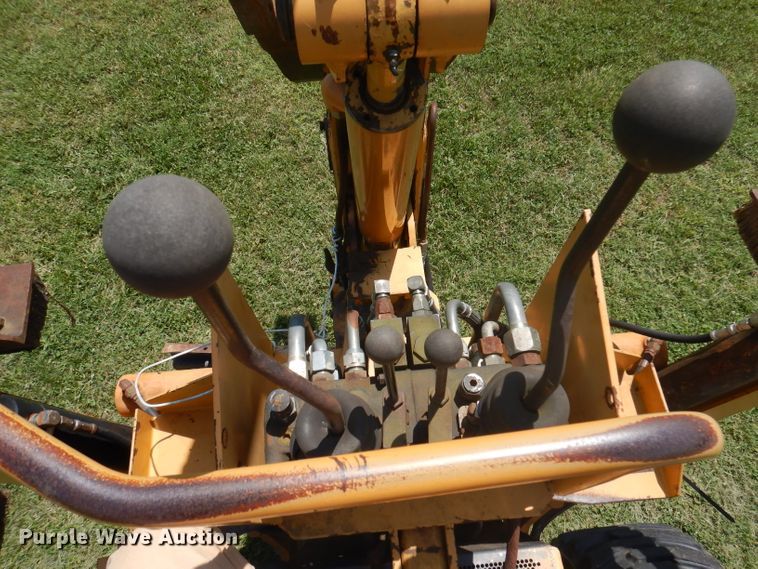 image for item DA5323 1996 Case 560  trencher