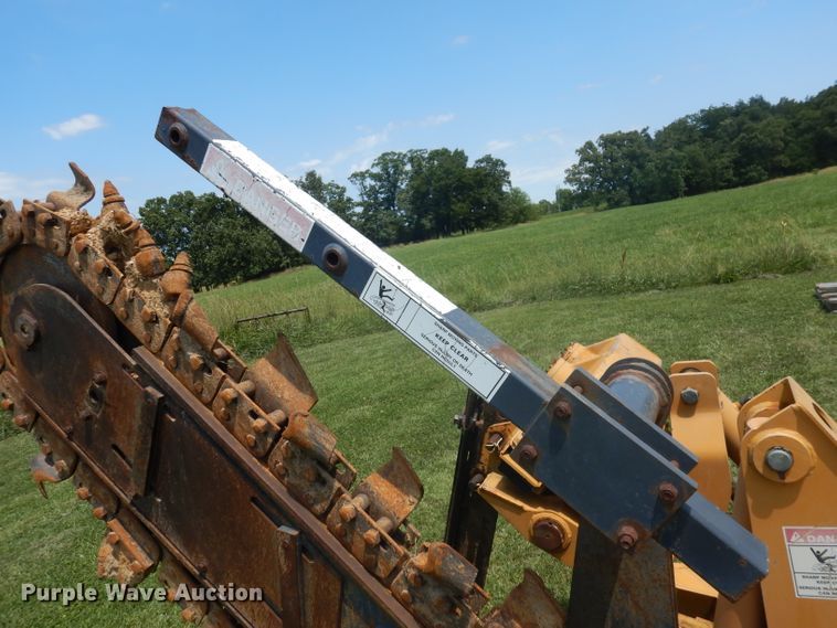 image for item DA5323 1996 Case 560  trencher