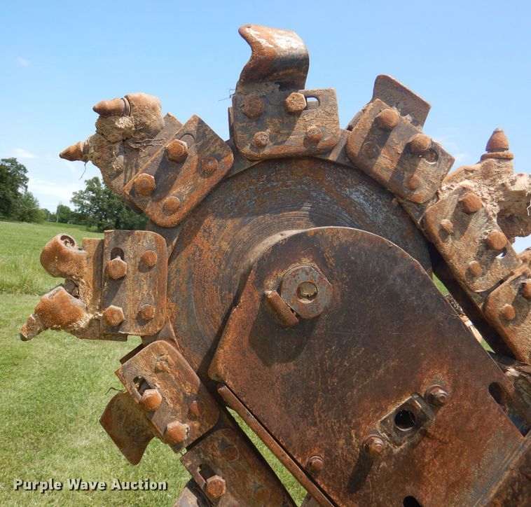 image for item DA5323 1996 Case 560  trencher