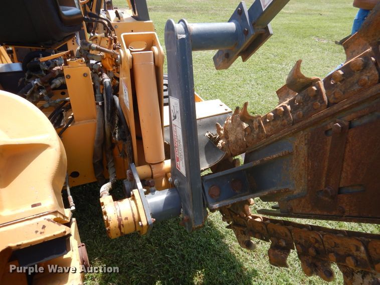 image for item DA5323 1996 Case 560  trencher