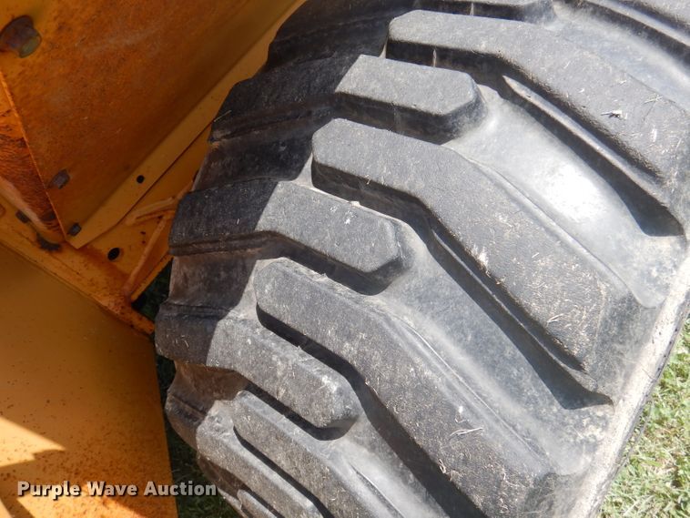 image for item DA5323 1996 Case 560  trencher