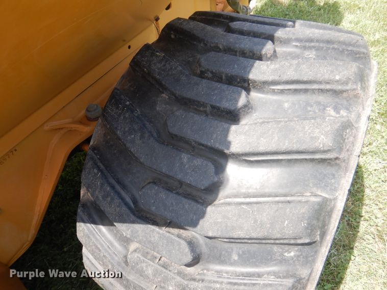 image for item DA5323 1996 Case 560  trencher