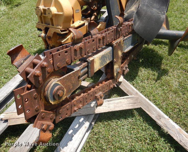 image for item DA5323 1996 Case 560  trencher