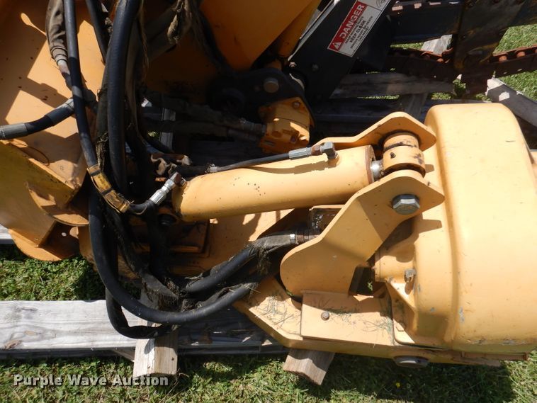 image for item DA5323 1996 Case 560  trencher