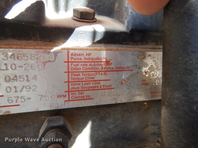 image for item DC2157 1992 Ford LTA9000  vacuum truck