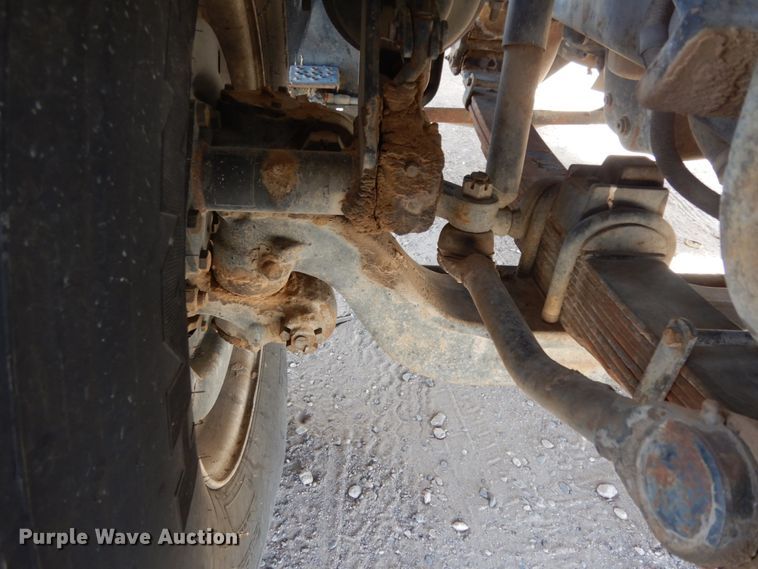 image for item DC2157 1992 Ford LTA9000  vacuum truck