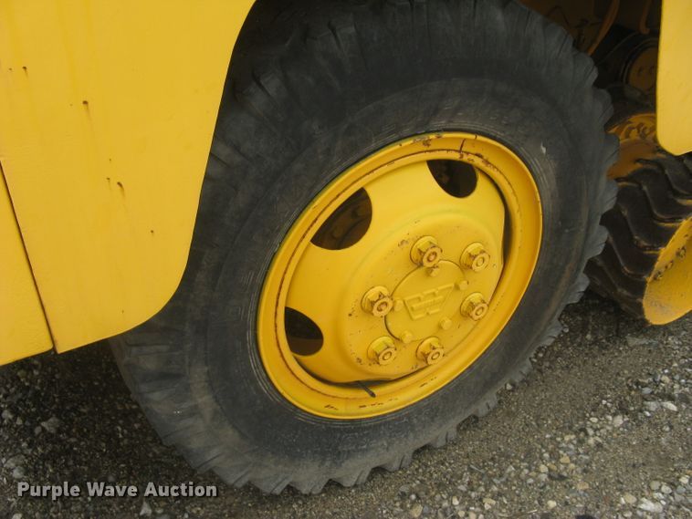 image for item DG5261 Trackmobile 7TM  railcar mover