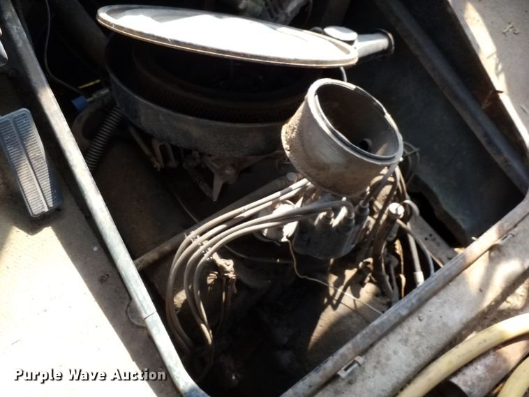 image for item DH5605 1971 GMC 3500  delivery truck