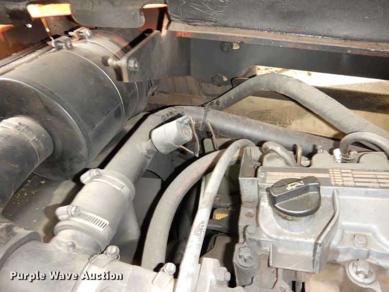 image for item DI6741 1999 JLG 600A  boom lift