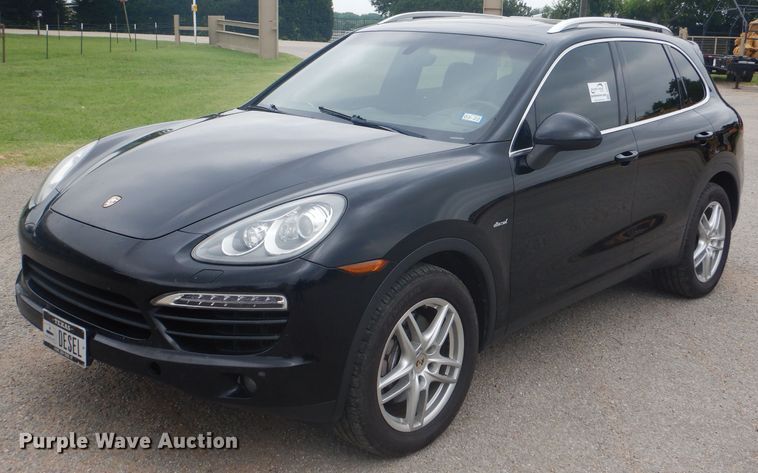 image for item DJ0546 2013 Porsche Cayenne  SUV
