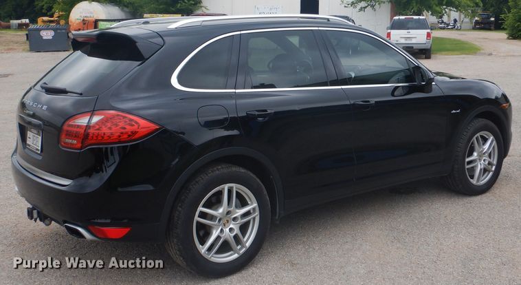 image for item DJ0546 2013 Porsche Cayenne  SUV